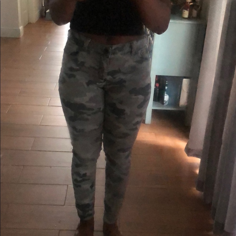 Camo pants